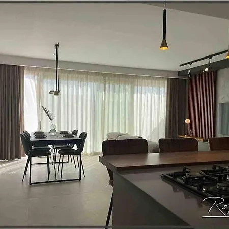 Creekville Penthouse Swieqi