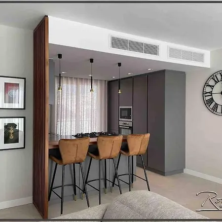 Creekville Penthouse Swieqi